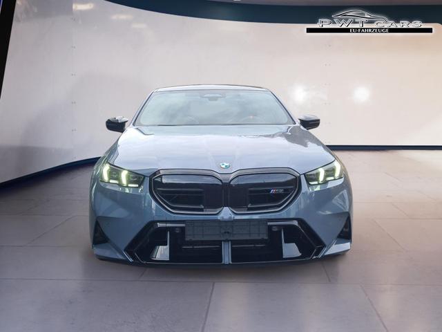 BMW M5 Basis Limousine ParkPro+DrivAssistPro+Comfort 