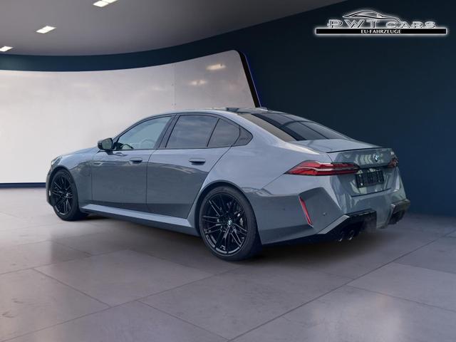 BMW M5 Basis Limousine ParkPro+DrivAssistPro+Comfort 