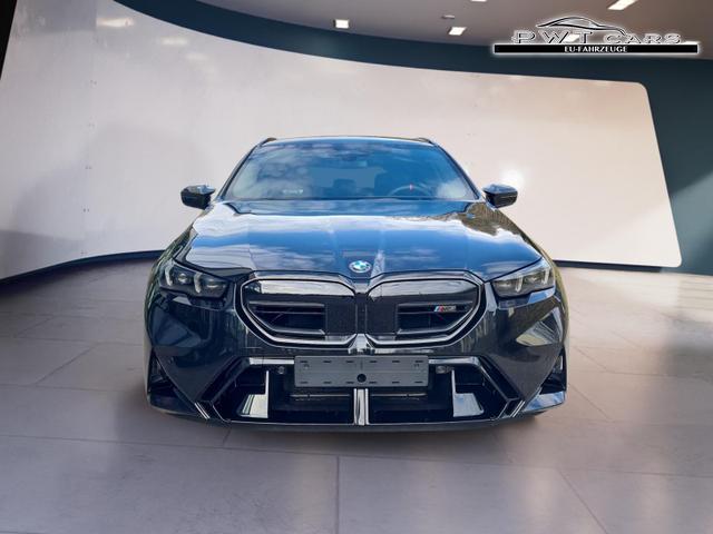 BMW M5 Basis Touring Compund+Comfort+DrivAssistPro+Pano 