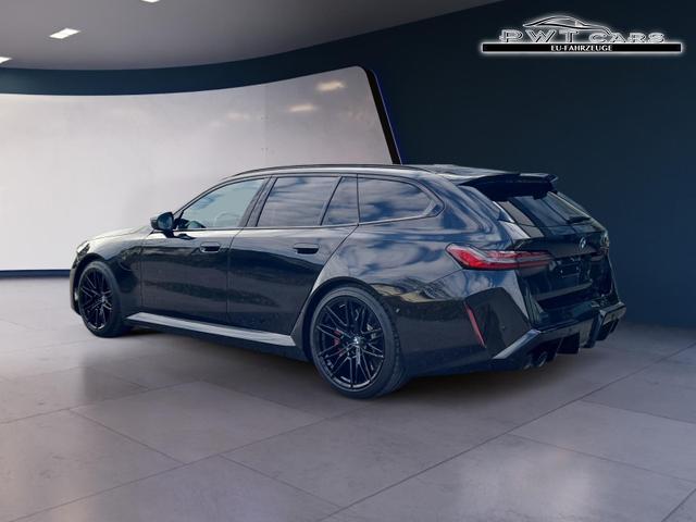BMW M5 Basis Touring Compund+Comfort+DrivAssistPro+Pano 