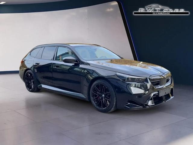 BMW M5 Basis Touring Comfort+DrivAssistPro+ParkPro+Pano 