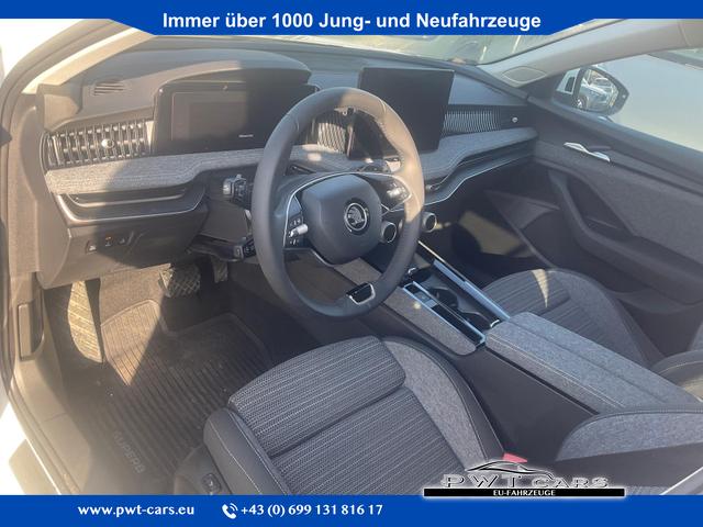 Skoda Superb Combi - 2.0 TDI 142 kW 4x4 Selection DSG Selection, Standheizung, Pano, AHK, Navi, Matrix