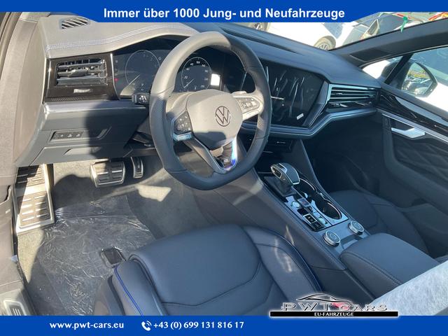 Volkswagen Touareg - 3.0 TSI eHybrid 340 kW 4Motion R 4M, 22-Zoll, Area, Pano, HuD, AHK, IQ.Light, Leder, Luft, 5-J Garantie