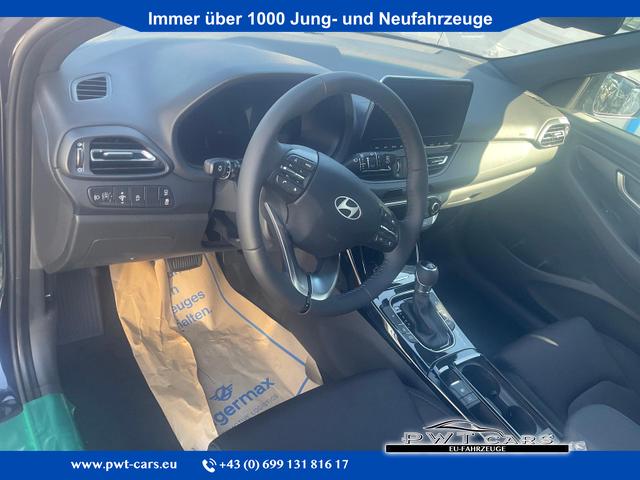 Hyundai i30 Kombi - 1.0 T-GDI DCT Family, Navi, ACC, Side, Winter, 17-Zoll, Klimaautomatik