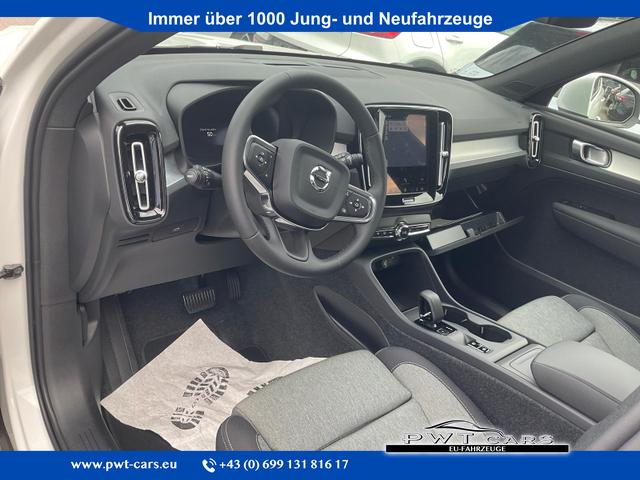 Volvo XC40 - Core 2WD B3 Mild-Hybrid Core, Navi, LED, Winter, Kamera, el. Klappe