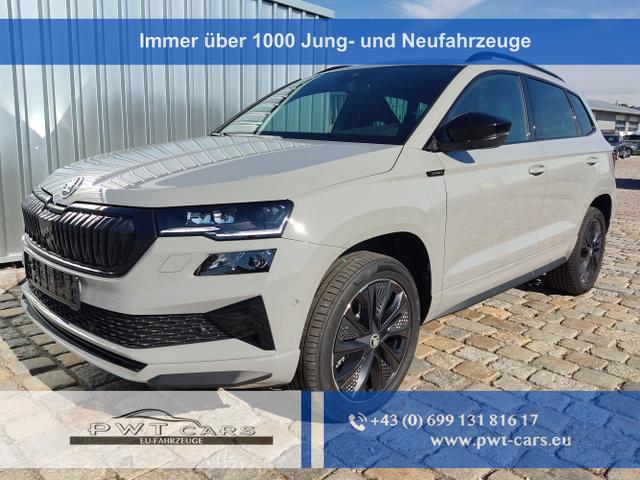 Skoda Karoq - Sportline 1,5 TSI 150 PS DSG Navi-4x Sitzheizung-Canton Sound-Anhängerkupplung-LED-Matrix-AppleCarPlay-Android-Auto-ACC-Kessy-2-Zonen-Klimaautomatik-18''Alu-Sofort