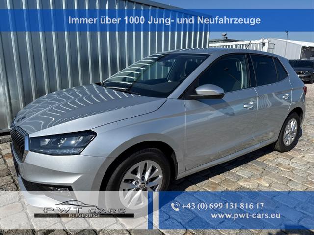 Skoda Fabia - Selection PLUS 1.0 TSI 95 PS 5-Jahre Garantie-AHK abnehmbar-Sunset-KessyEasyStart-AppleCarPlay-AndroidAuto-LED-PDC hinten-Lenkradheizung-Winterpaket-Sitzheizung-DAB-Klimaautomatik-Tempomat-Sofort