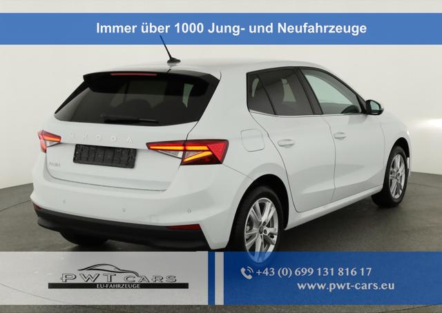 Skoda Fabia - Selection 1.0 TSI DSG 130 Jahre, LED, Kamera, ACC, Side, Ladeboden, Winter