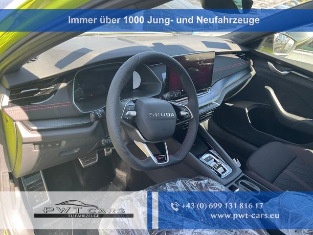 Skoda Octavia Combi - 2.0 TSI 195 kW RS DSG, Standheizung, AHK, Navi, Matrix, Side, Winter, 5 J.-Garantie