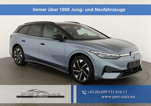Volkswagen ID.7 Kombi - Pro 210 kW Tourer Black, AHK, HuD, IQ.Light, IQ.Drive, AreaView, Side, Winter, 19-Zoll