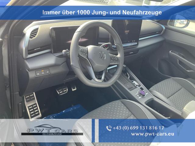Volkswagen T-Roc - 1.5 eTSI 110 kW R-Line DSG Black, AHK, IQ.Light, Kamera, el. Klappe, 19-Zoll