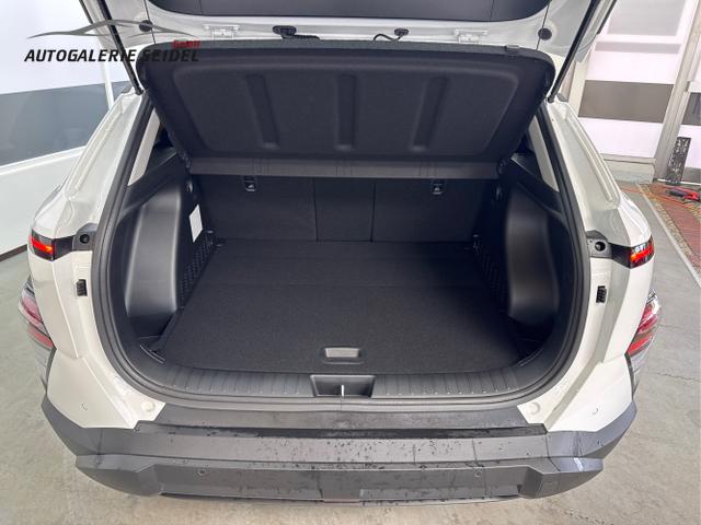 Hyundai / KONA / Weiß / / / DCT ACC NAVI RFK Smart Key