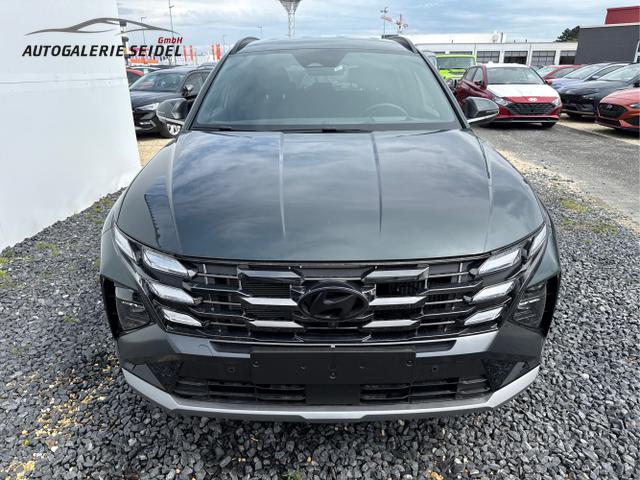 Hyundai / TUCSON FACELIFT / Weiß / / / 