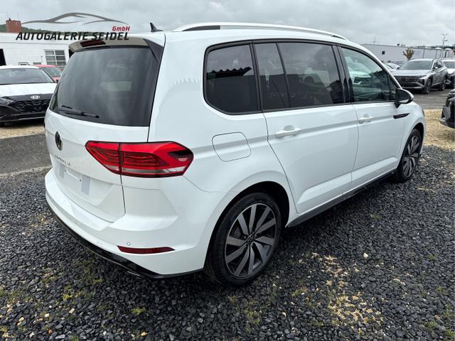 Volkswagen / Touran / Weiß / / / 