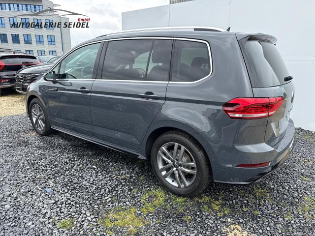 Volkswagen / Touran / Weiß / / / 