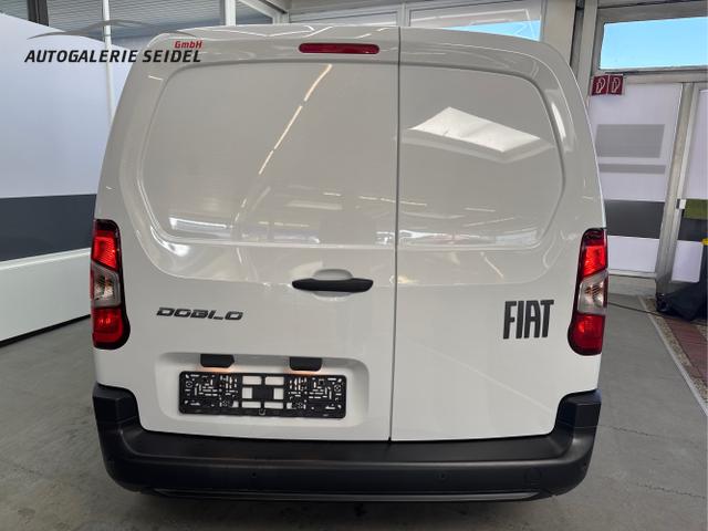 Fiat / Doblò / / / / 