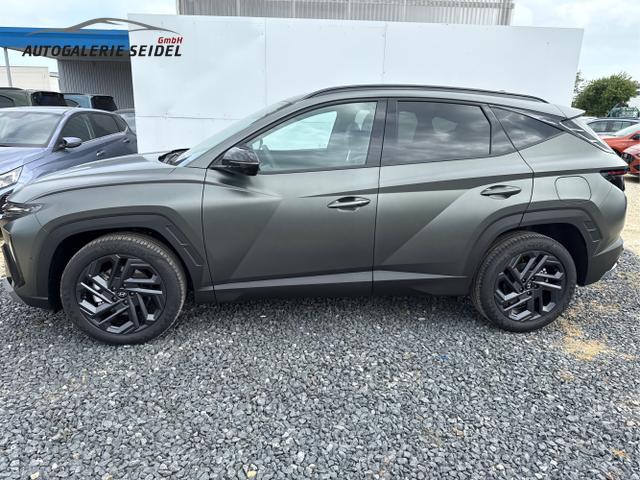 Hyundai / TUCSON FACELIFT / Weiß / / / 