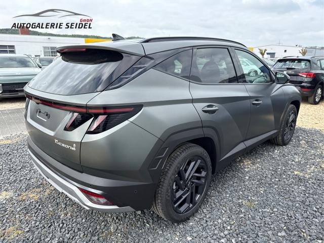 Hyundai / TUCSON FACELIFT / Weiß / / / 