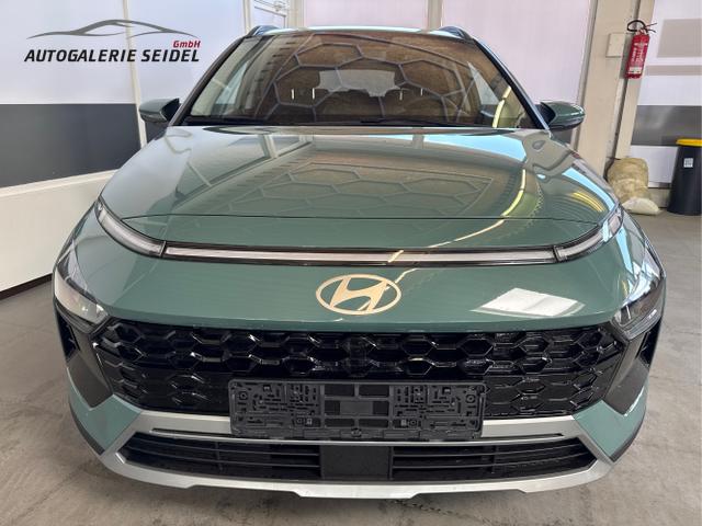 Hyundai / BAYON / Grün / / / NAVI SHZ RFK PDC KLIMAAUTOMATIK