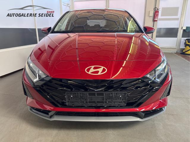 Hyundai / i20 / Rot / / / WP KLIMAAUTOMATIK NAVI RFK TEMPOMAT