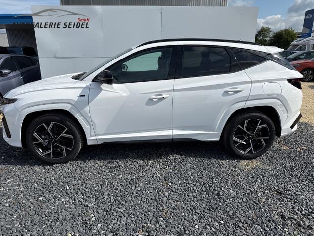 Hyundai / TUCSON / Weiß / / / 