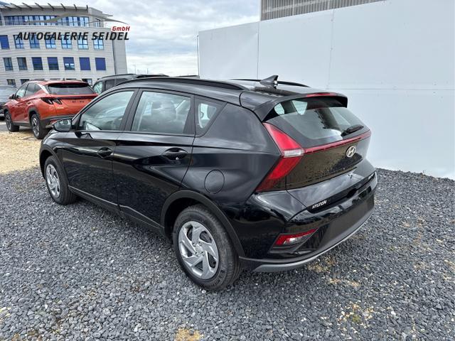 Hyundai / BAYON / Weiß / / / 