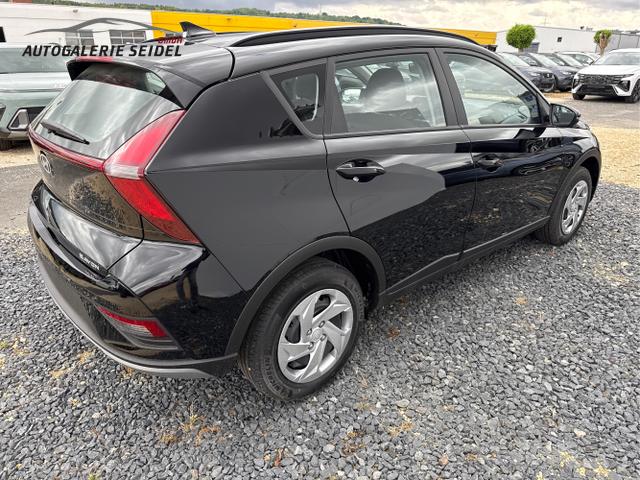 Hyundai / BAYON / Weiß / / / 