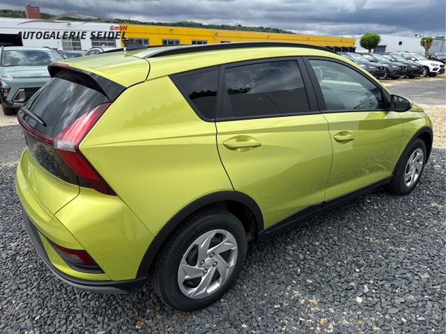 Hyundai / BAYON / Weiß / / / 