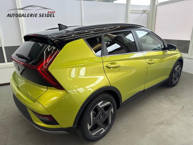 Hyundai BAYON PREMIUM FL DCT ACC SmartSense PLUS NAVI SHZ RFK PDC KLIMAAUTOMATIK 