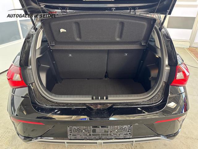 Hyundai i20 COMFORT DCT WP KLIMAAUTOMATIK NAVI RFK TEMPOMAT 