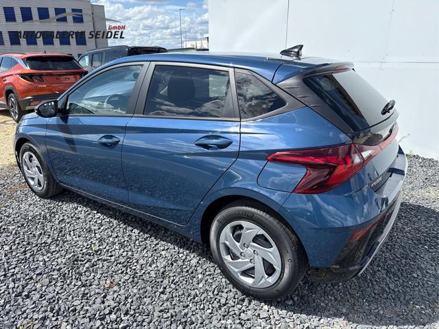 Hyundai i20 COMFORT DCT WP KLIMAAUTOMATIK NAVI RFK TEMPOMAT 