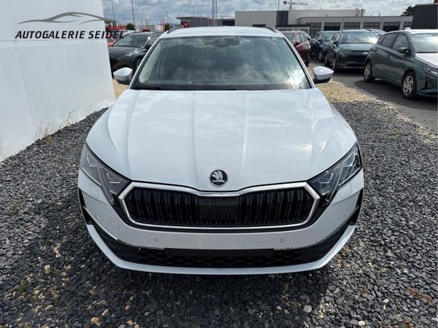 Skoda / Octavia / Weiß / / / 