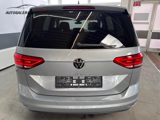 Volkswagen / Touran / Silber / / / 