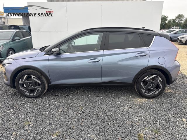 Hyundai / BAYON / Blau / / / SmartSense PLUS NAVI SHZ RFK PDC KLIMAAUTOMATIK