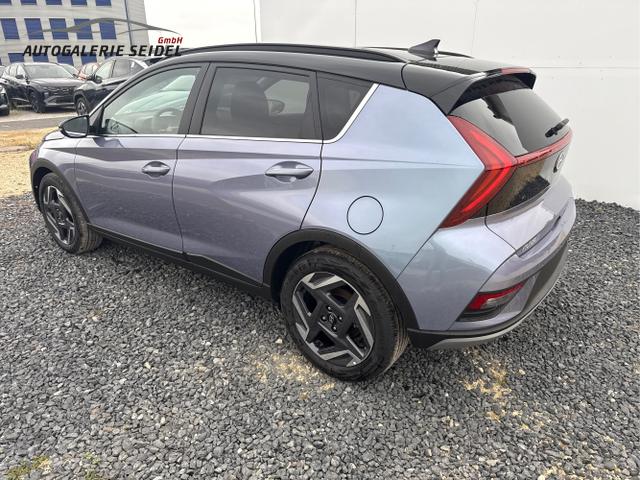 Hyundai / BAYON / Blau / / / SmartSense PLUS NAVI SHZ RFK PDC KLIMAAUTOMATIK