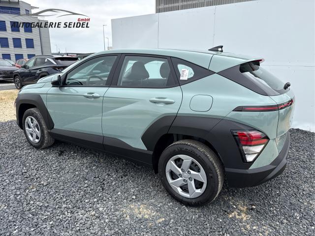 Hyundai / KONA / Grün / / / NAVI KLIMAAUTOMATIK PDC v+h RFK