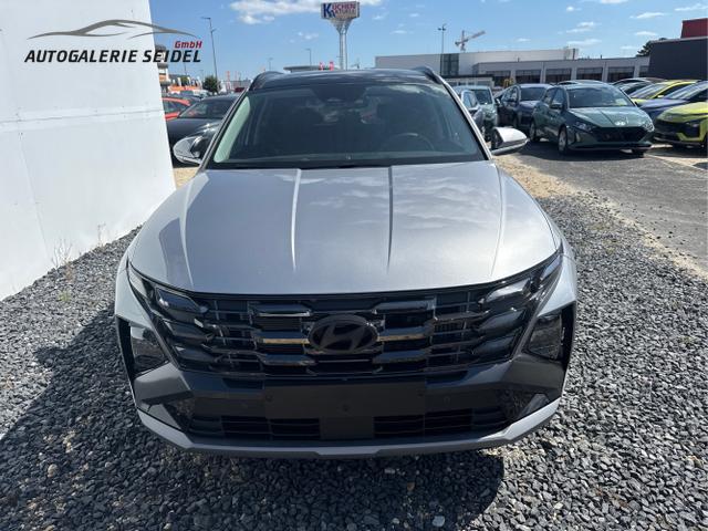 Hyundai / TUCSON / Silber / / / PANO SHZ v+h 18 ALU