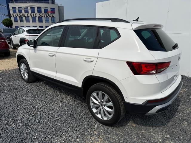 Seat / Ateca / Weiß / / / DSG BLACK PACK SHZ RFK ACC 