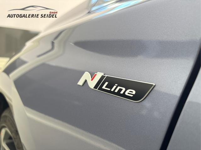 Hyundai / i30 / Blau / / / DCT ACC NAVI RFK WP 