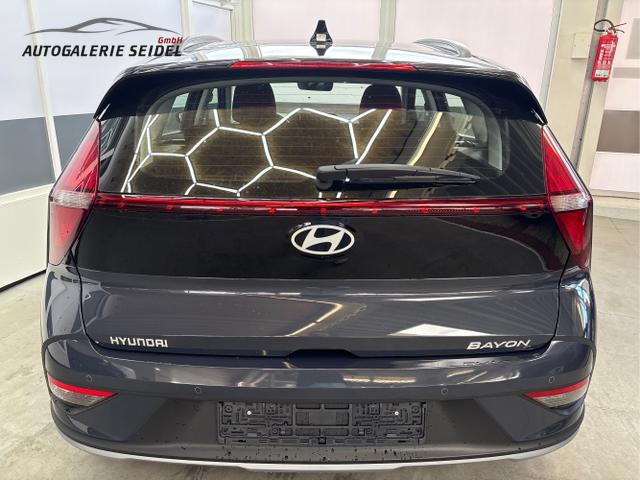 Hyundai / BAYON / Grau / / / DCT NAVI RFK PDC 