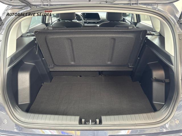 Hyundai / BAYON / Grau / / / DCT NAVI RFK PDC 