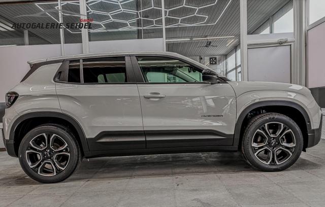 Jeep Avenger Summit e-DCT6 ACC RFK SHZ PDC KEYLESS El.Heckklappe 