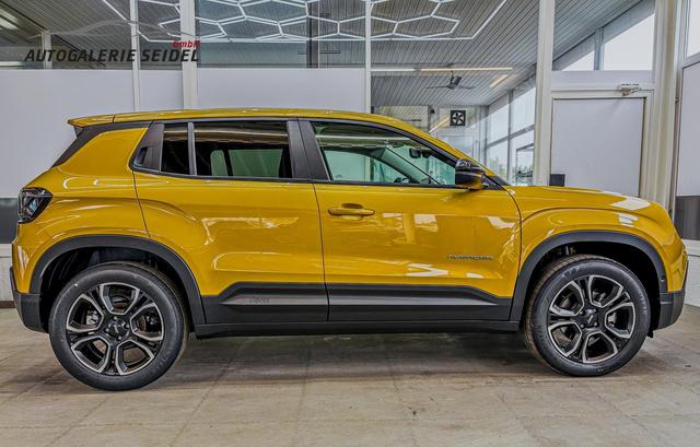 Jeep Avenger Summit e-DCT6 ACC RFK SHZ PDC KEYLESS El.Heckklappe 