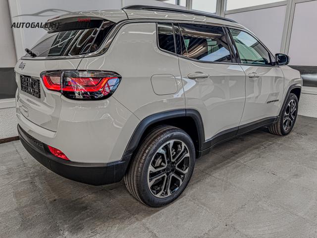 Jeep Compass ALTITUDE 1.5 DCT MHEV ACC RFK SHZ KEYLESS 