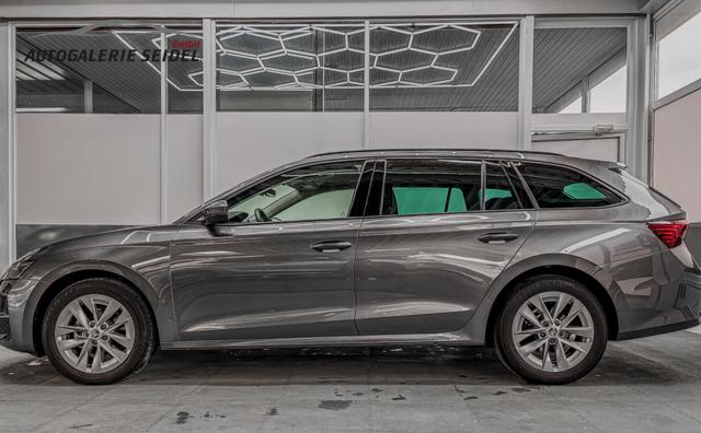 Skoda Octavia Combi SELECTION 1.5 MHEV AHK DSG NAVI ACC SHZ RFK 