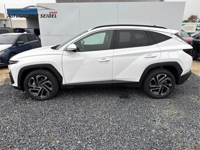 Hyundai / TUCSON / Weiß / / / MHEV DCT ACC SHZ 360 MATRIX KRELL 