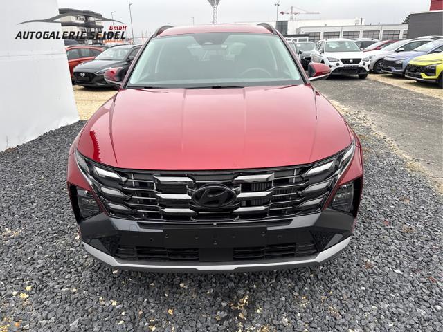 Hyundai / TUCSON / Rot / / / DCT ACC SHZ NAVI PDC RFK