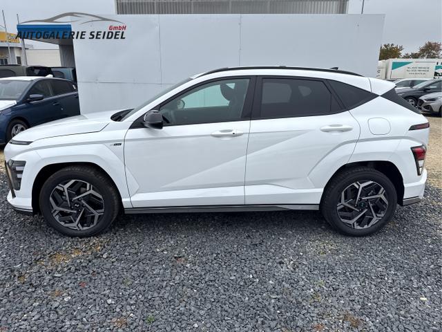 Hyundai / KONA / Weiß / / / 1.6 T-GDi DCT N-LINE SHZ NAVI ACC RFK