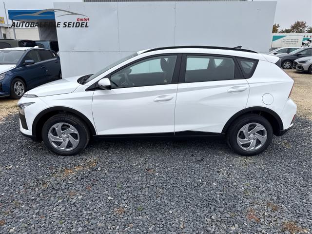 Hyundai / BAYON / Weiß / / / NAVI RFK PDC TEMPOMAT 