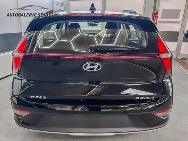 Hyundai BAYON COMFORT FL SHZ LED NAVI RFK PDC TEMPOMAT 